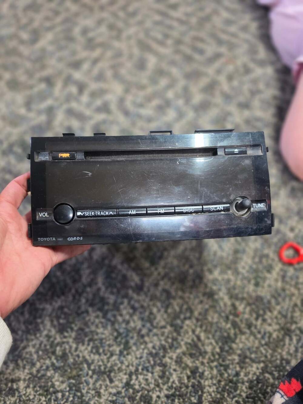 Toyota Prius OEM AM FM Radio CD Player 86120-47090